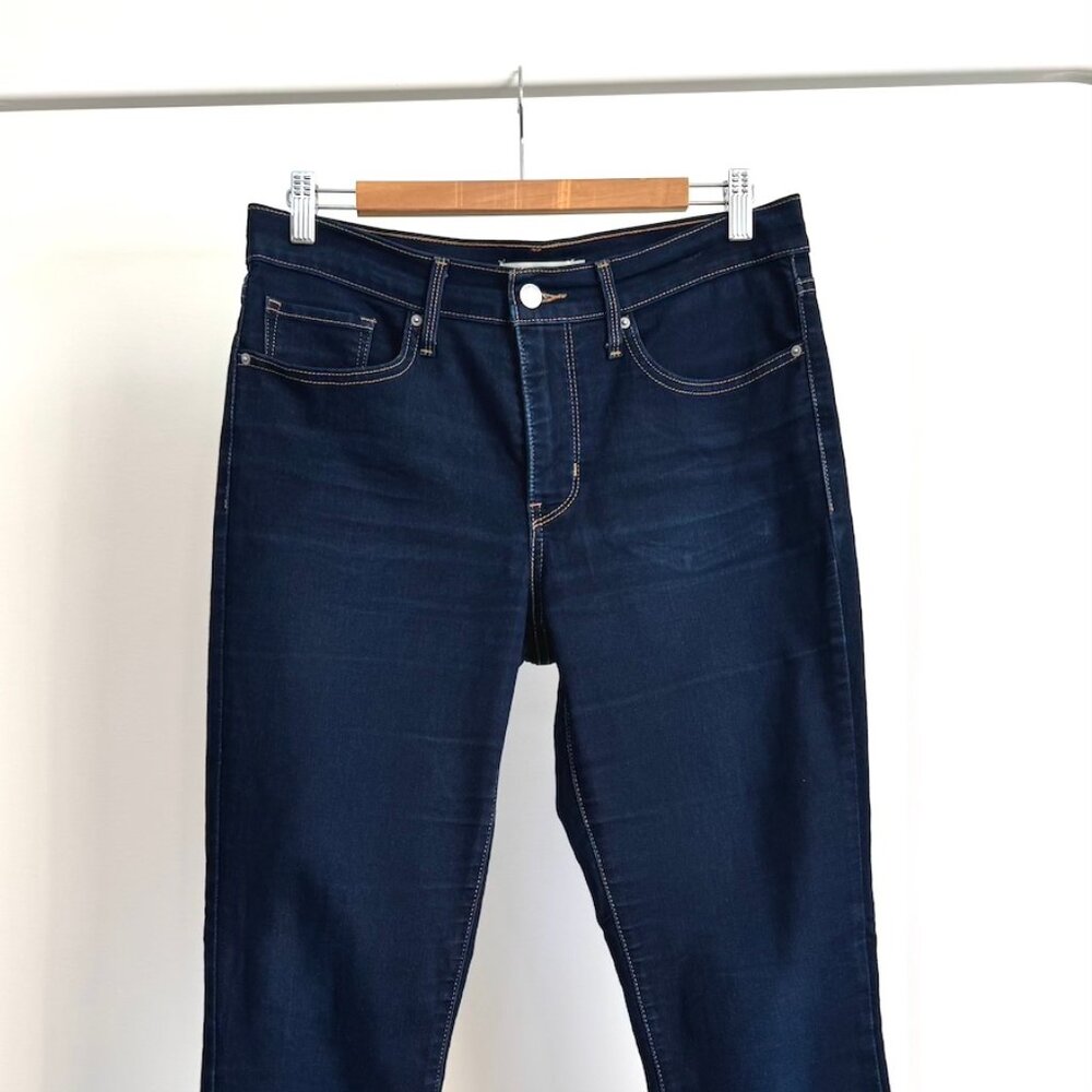 Levi's 311 Shaping Skinny Dark Wash - Size 30
